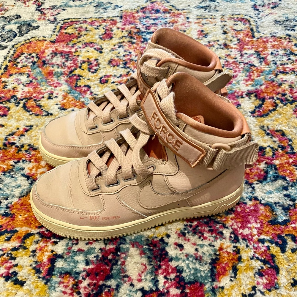 Nike Air Force Ones Women’s High Top